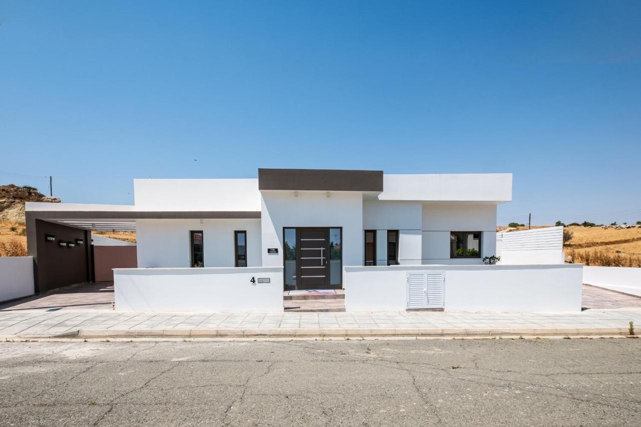 בורוקליני Rooms At Villa Amour Cyprus מראה חיצוני תמונה