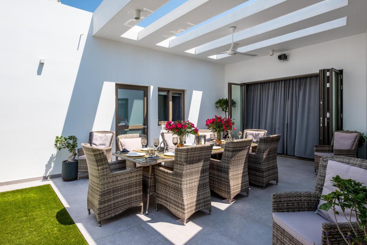 בורוקליני Rooms At Villa Amour Cyprus מראה חיצוני תמונה