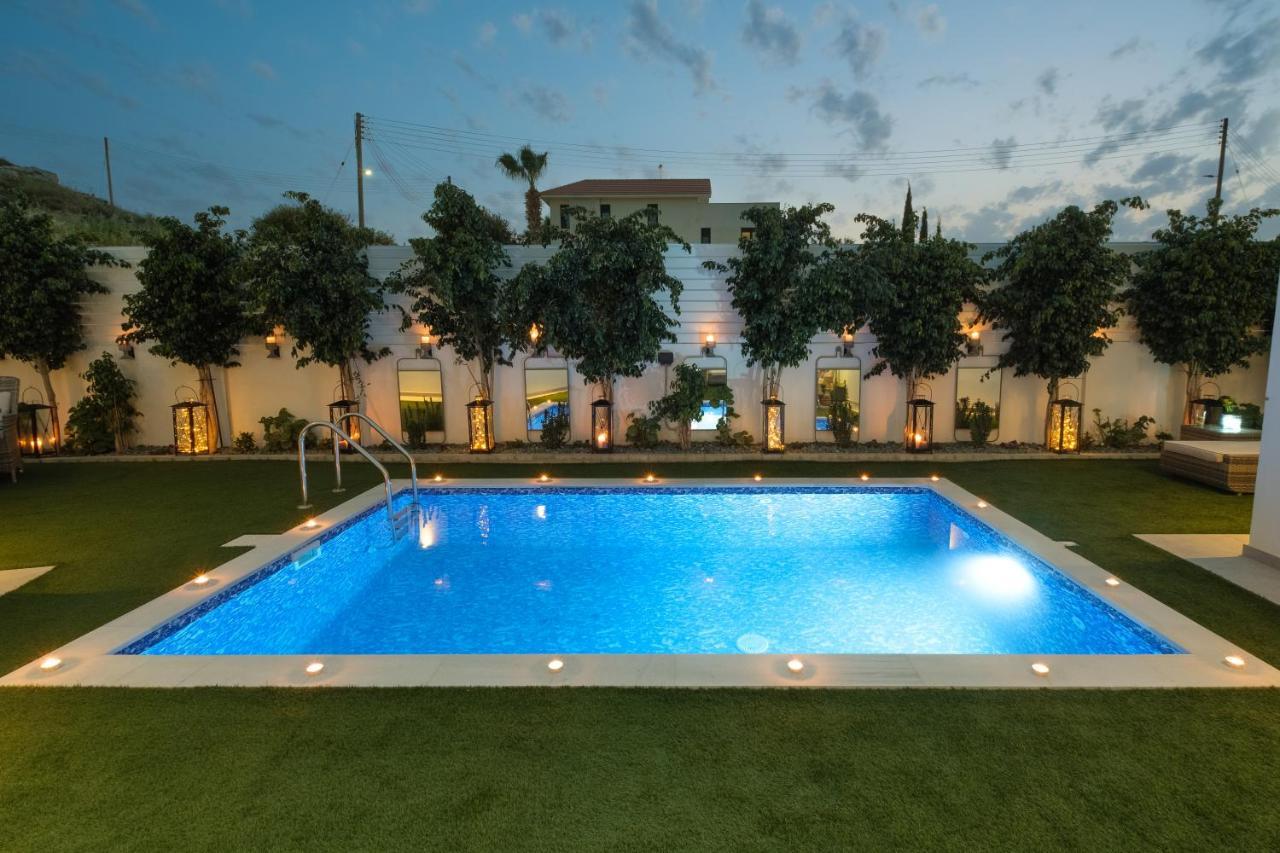 בורוקליני Rooms At Villa Amour Cyprus מראה חיצוני תמונה