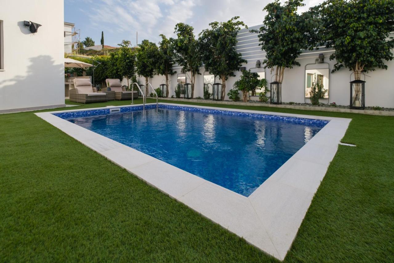 בורוקליני Rooms At Villa Amour Cyprus מראה חיצוני תמונה